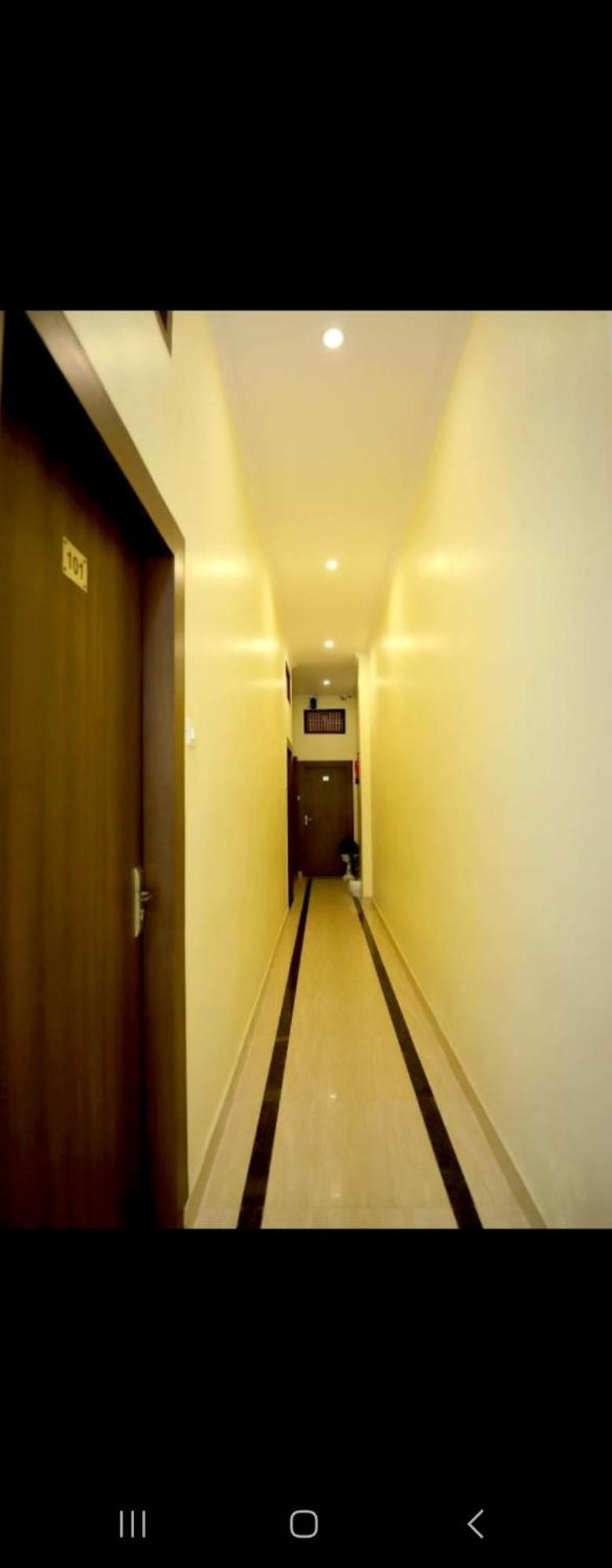 Hotel Blue Star Varanasi Exterior photo